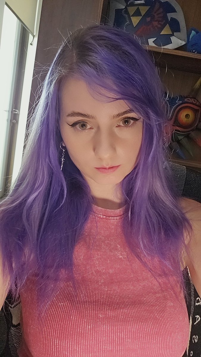 Sooooo I dyed my hair purple lol ahhhh