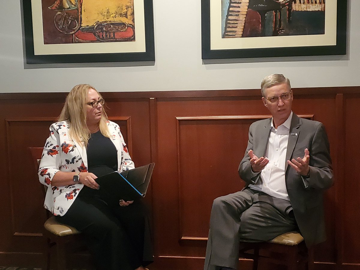 KYMedAssoc's tweet image. Members of the 2024 cohort of the Kentucky Physicians Leadership Institute got to hear from newly inaugurated @AmerMedicalAssn President and KMA Past President @DrBruceAScott tonight during their fireside chat #KPLI