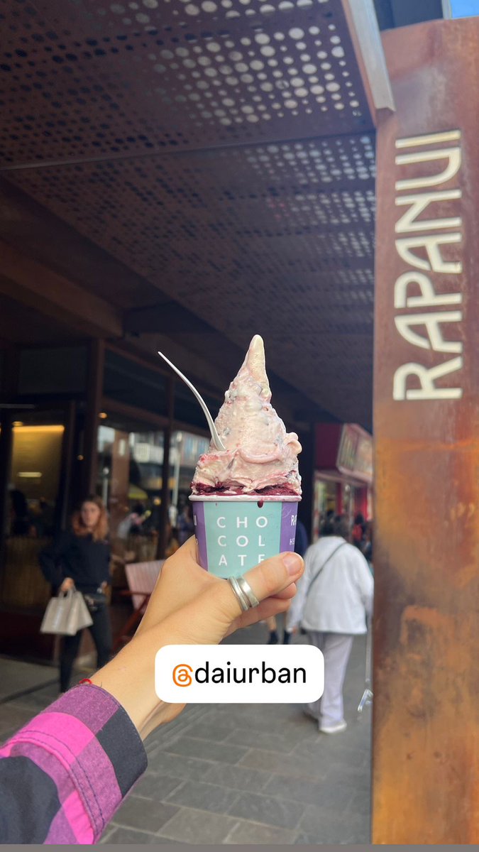#BARILOCHE Top 3 🍦 heladerías (EncuestaIG)
1. RAPANUI
2. MAMUSCHKA
3. JAUJA
Agreguen más👇👇👇
instagram.com/daiurban
#HeladoDU #heladeria #heladoartesanal