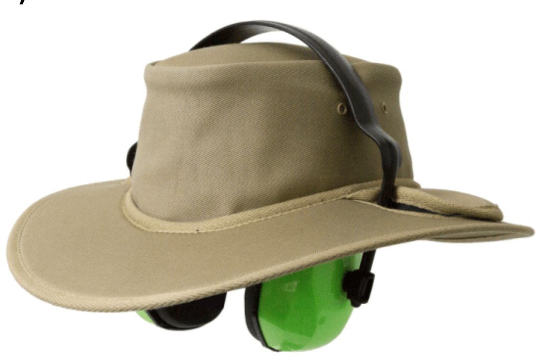 WojtekWeaponry's tweet photo. hey @Mrgunsngear, I think you could use a new hat. https://t.co/YWIQUdWZEj