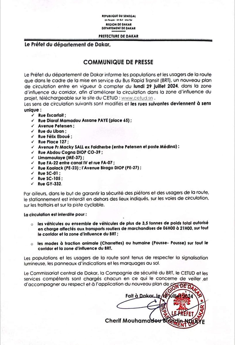 GregoireTour's tweet photo. Nouveau plan de circulation dans le cadre de la mise en service du BRT de fin d'améliorer la circulation.
#Senegal 
#kebetu 
#Brt 
#transport 
#circulation https://t.co/ngvgPClRPz