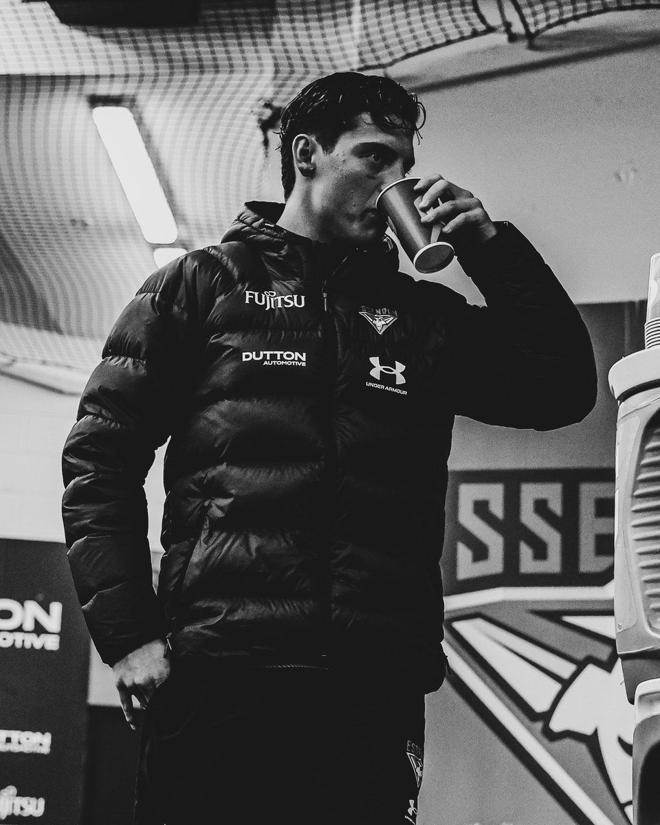 Essendon FC tweet media