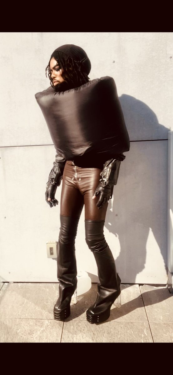 M_Lamar's tweet photo. I am trying to turn myself into something other… something strange and beyond definition. https://t.co/yerxDvRewb