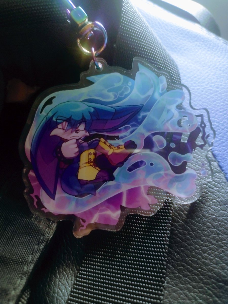 If we can get at least 200 retweets on this post in under a week!, I'll make a pre-order page for this double sided keychain of the duo on my Ko-fi