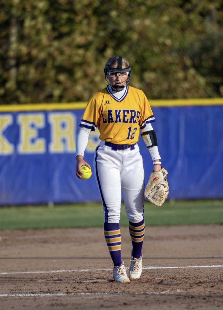 AcesFPMidMO's tweet photo. Aces (Mid-MO) would like to welcome @caydenvonsande to the program! Cayden is a talented RHP/Utility who has a goal of playing at the collegiate level &amp; becoming an architect. She is also a 2 time participant in the USA Softball High Performance Program. https://t.co/dWEm5JhHnQ