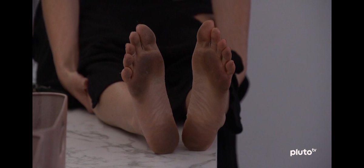 89razorskate20's tweet photo. ๐คฎ Girl go wash your damn feet! #BB26 https://t.co/ufqAqFSP2K