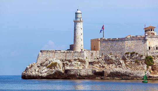 MarketingDTCA's tweet photo. Portales de mi #Cuba bella 
#OrgulloCubano 
#LatirAvileño https://t.co/yuUEJgMema