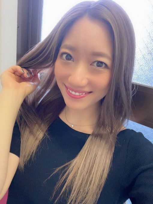 本日逢いに来てくれるみなさん お気をつけてお越しくださいませ♡  逢えるの楽しみにしてるよ〜🙈💋 https://t.co/Yw5U2dOIKh