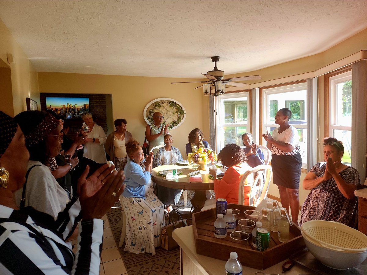 bebamicou's tweet image. .@AJ_Indiana and I went to Elkhart, IN today to organize women who were excited abt #Kamala2024. We listened to women who are eager to work hard. Ofcourse we had to get some relational organizing in by talking abt Pete & why he's the best choice! #MayorPete