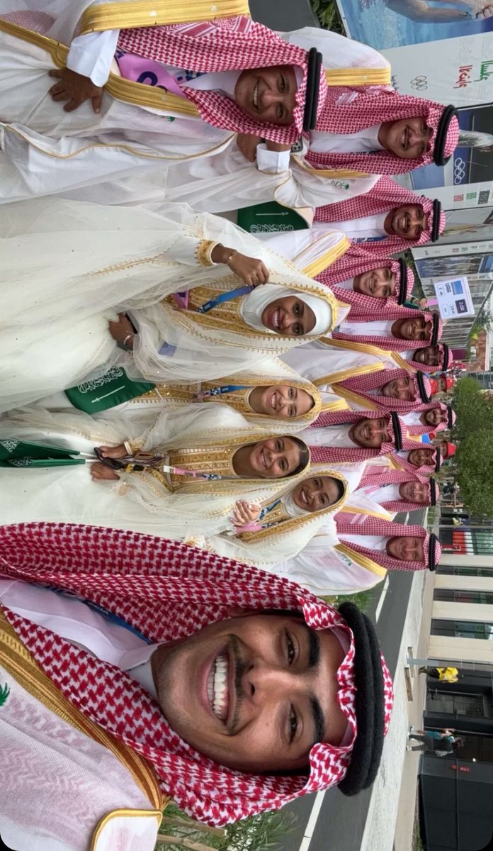 ELEGANT_FAR's tweet photo. فخر 🇸🇦💚 https://t.co/m9BPDuPcLe