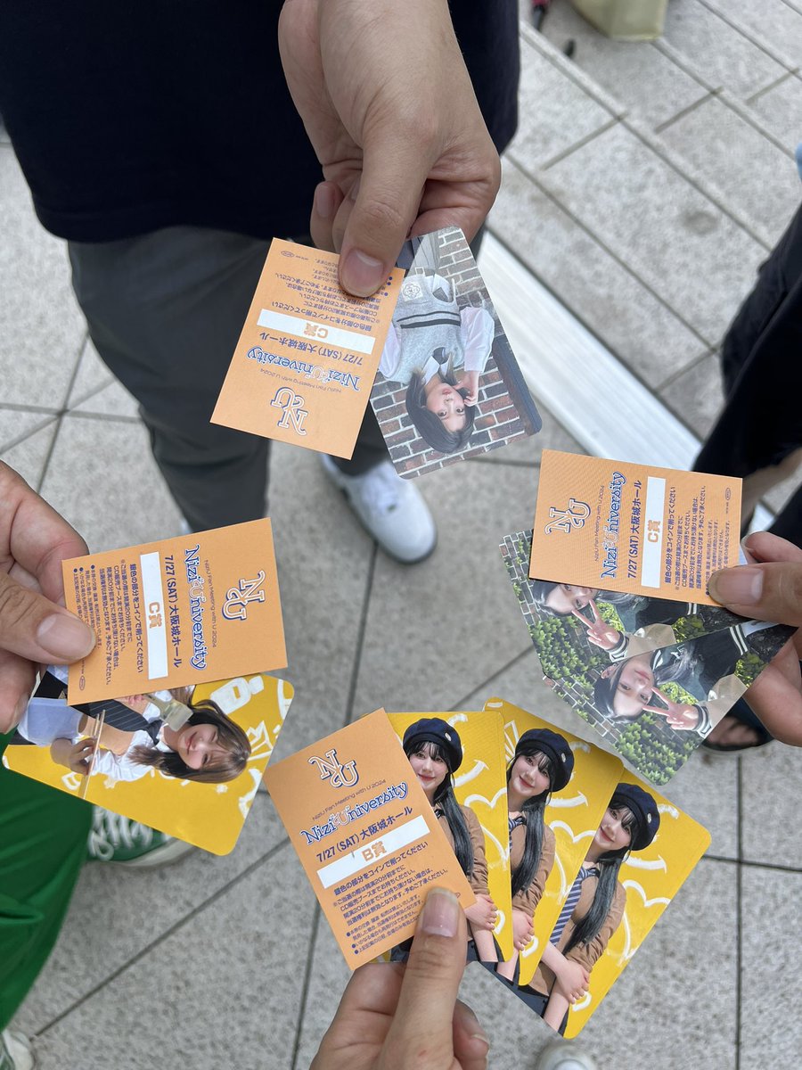 シァアアアアア❤️‍🔥❤️‍🔥❤️‍🔥❤️‍🔥😭😭😭

スクラッチB賞きたァアアアア😭✨✨

嬉しすぎて泣くぅうう😭✨

ありがとうございます✨✨✨✨

#NiziU_当選
#高菜明太並待ち
#愛ばか