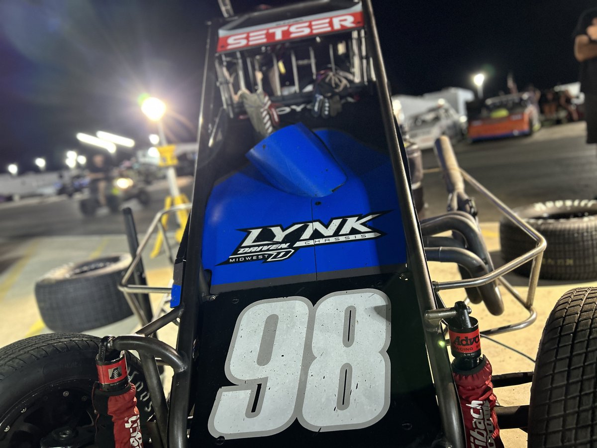 How about this for a front row at <a href="/ArrowheadSpeed/">Arrowhead Speedway</a> 😲

For the first time in his career, 7P <a href="/jasonmcdougal69/">Jason McDougal</a> will lead the #XtremeOutlaw field to green from the pole in search of his first win with <a href="/RAMCOspeed/">RAMCO</a>.

To his outside - 98 <a href="/setserracing/">GunnarSetserracing</a> in his new ride with <a href="/KKM_67/">Keith Kunz Motorsports</a>.