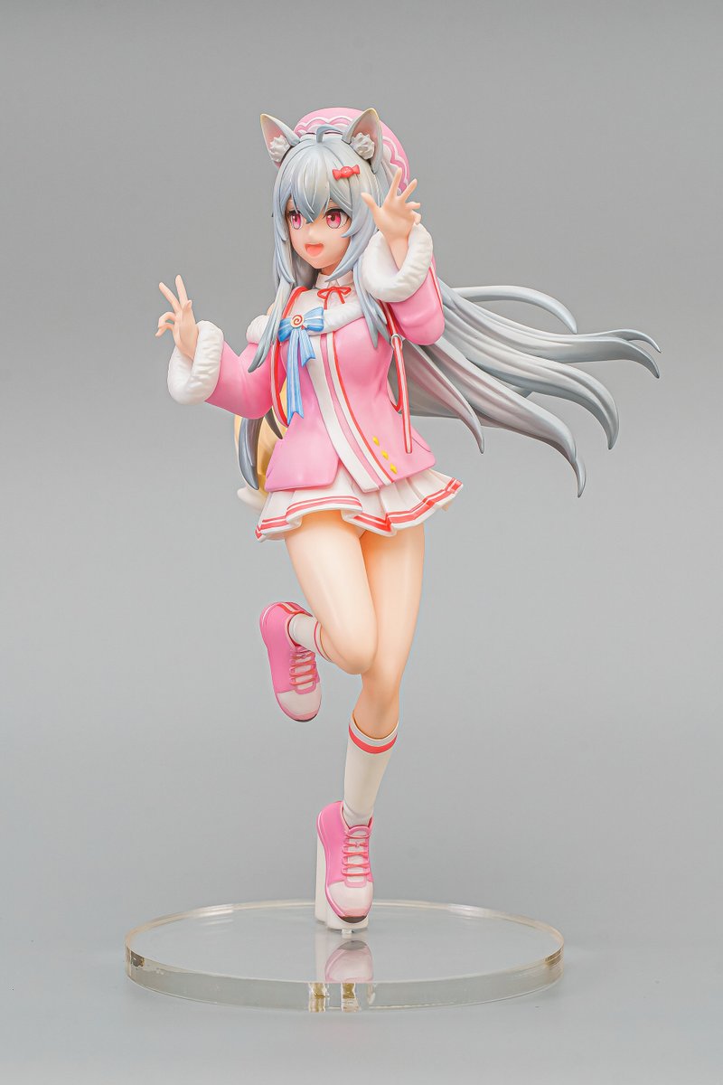 PLUTOSTUDIO1's tweet photo. いよいよ明日夏WF始まる！

今回VTUBERの夜刀レヴィ、望白ぬい、猫薔りぼんのガレージキット（色と組み立てなし）を販売いたします！
ブース番号：5-08-03となります！

明日も暑いので、皆さん体調を崩されませんように、水分補給を忘れずにしてください。 https://t.co/EI3YFnw14V