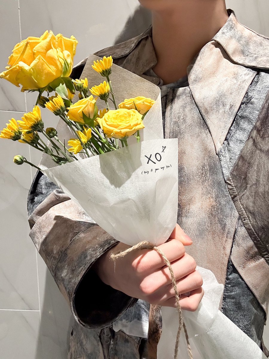 dearsimjae's tweet image. 🌼💛 #jake