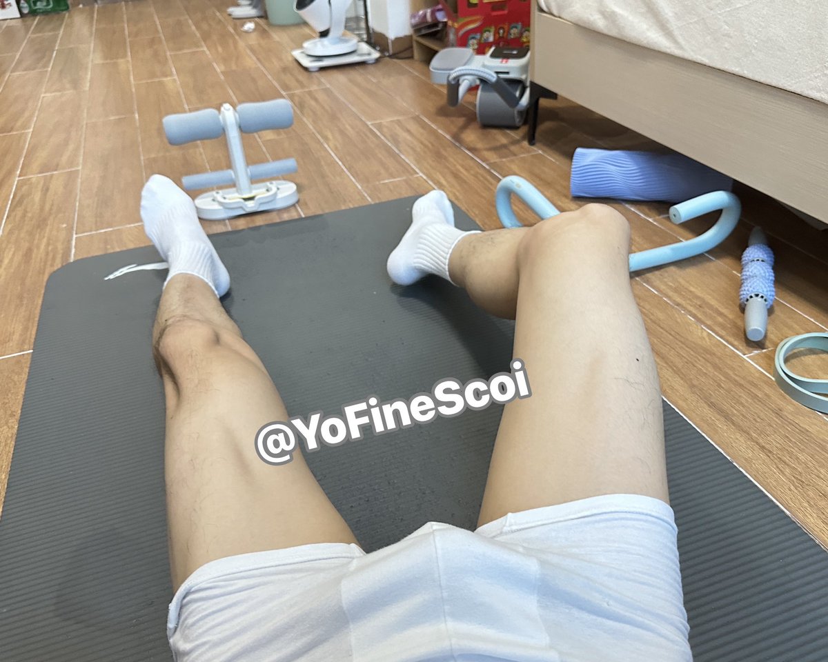 YoFineScoi tweet media