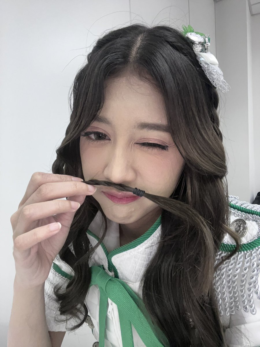 ningtaradevi's tweet image. It’s Devi!🧚🏻‍♀️ From now, I’ll start my new chapter as 1st Generation of KLP48 in 🇲🇾! I really appreciate everyone who support me until this day. Please continue to send me and KLP48 a lots of love. I hope only good things will come towards us. Let’s walk in flower path together!💫