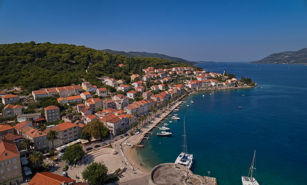 ACImarinas's tweet photo. Justly referred to as “Little Dubrovnik”, the town of Korčula is among the most beautiful and best preserved medieval towns on the Croatian coast and in all of the Mediterranean. 🏛️

#aci #acimarinas #acimarinakorčula https://t.co/5gXt73oFGT