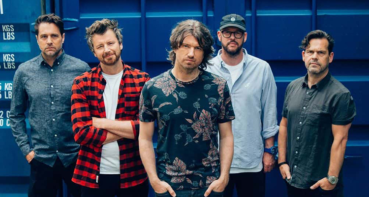 Just found out one of the landlords who owns the unit I rent my photography studio from, is the drummer from <a href="/embrace/">Embrace</a> 😃

So, being a photographer, actor, guitarist and printer, I think I need to try and network accordingly!