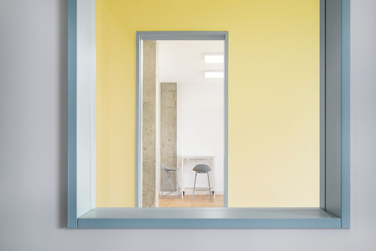En el CREATICS HUB, creemos que "el futuro pertenece a aquellos que creen en la belleza de sus sueños," como dijo Eleanor Roosevelt. Este nuevo espacio educativo está diseñado para inspirar y empoderar a nuestros estudiantes, brindándoles las herramientas y el entorno ideal.