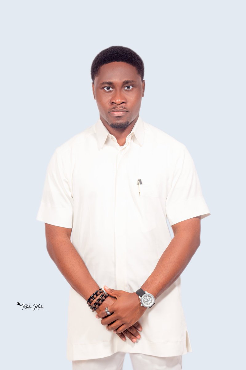 Ogolomartins's tweet photo. " But by the grace of God I am what I am: and his grace which [was bestowed] upon me was not in vain; .... 
1 Corth  15:10  
👑

#TheExaltedOne+1 https://t.co/MtNwEXGuEo