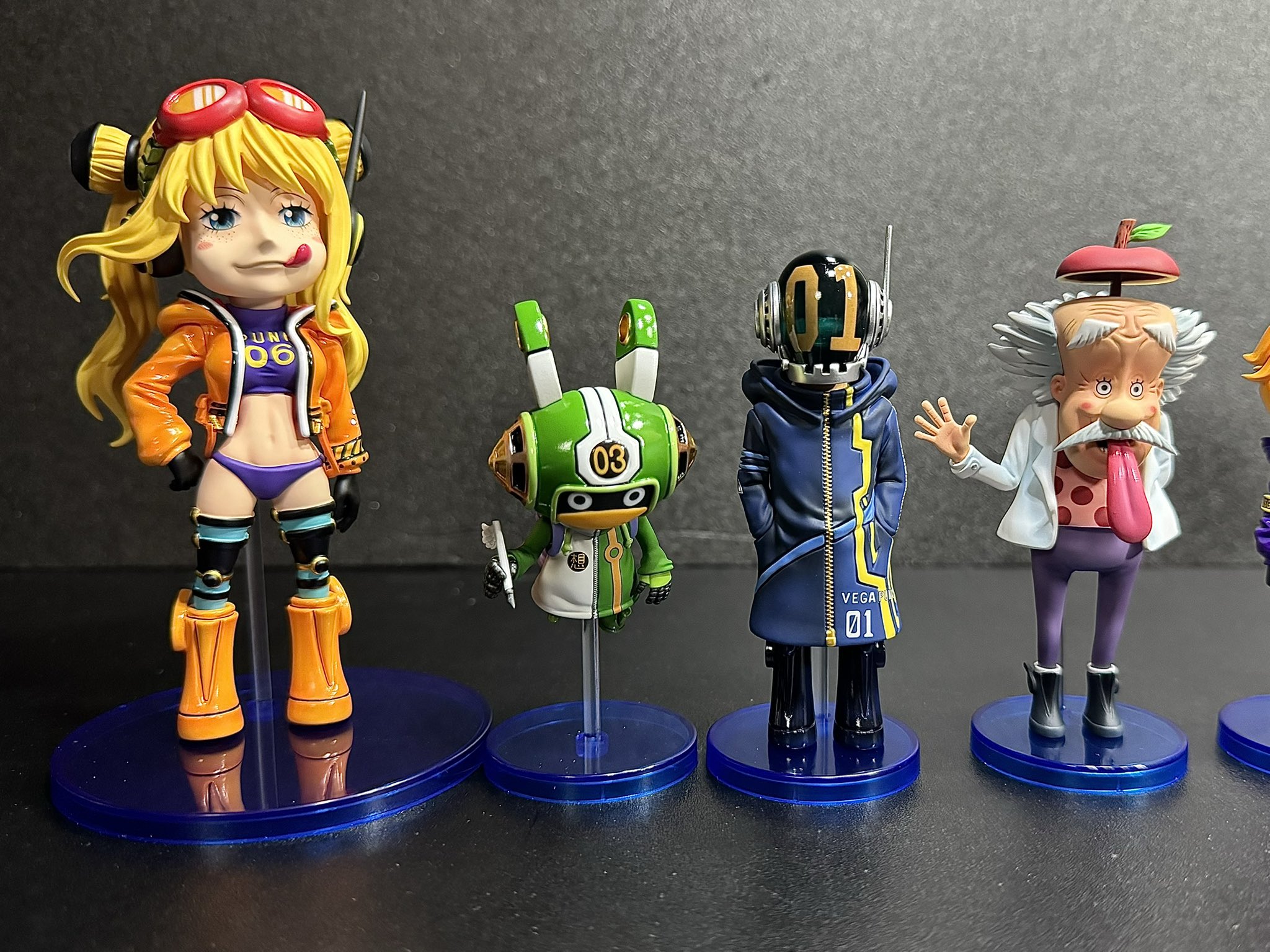 フィギュア中毒者の末路 on X: フィギュア中毒者の末路 on X: