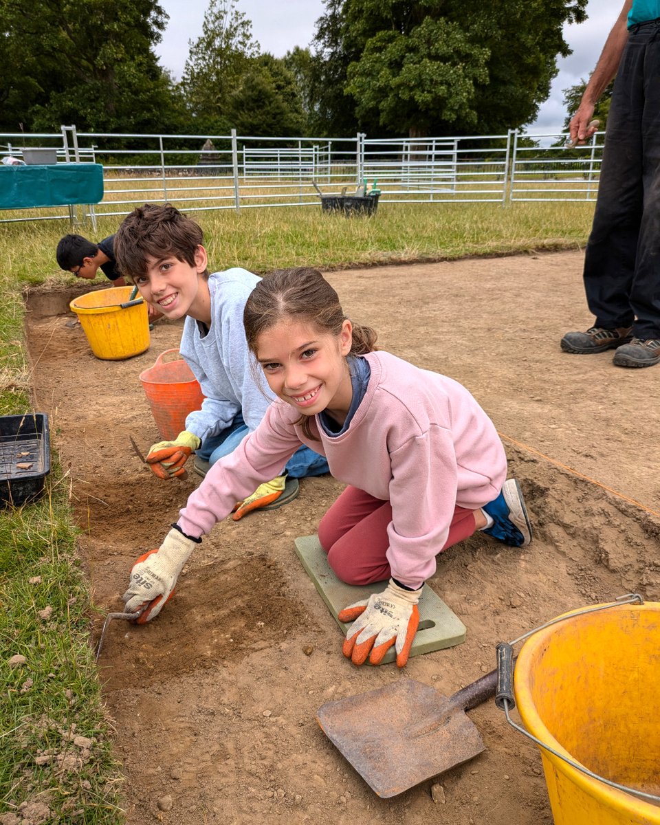 DigVentures Archaeology (@thedigventurers) on Twitter photo Say hello to the junior archaeologists who joined us at <a href="/PetworthNT/">Petworth House & Park</a> for DigCamp this week. Together, we’ve been searching for foundations of the lost North Wing that might still exist below the ground!
<a href="/sdnpa/">South Downs National Park</a> <a href="/nationaltrust/">National Trust</a> <a href="/HRP_palaces/">Historic Royal Palaces</a> Say hello to the junior archaeologists who joined us at <a href="/PetworthNT/">Petworth House & Park</a> for DigCamp this week. Together, we’ve been searching for foundations of the lost North Wing that might still exist below the ground!
<a href="/sdnpa/">South Downs National Park</a> <a href="/nationaltrust/">National Trust</a> <a href="/HRP_palaces/">Historic Royal Palaces</a>