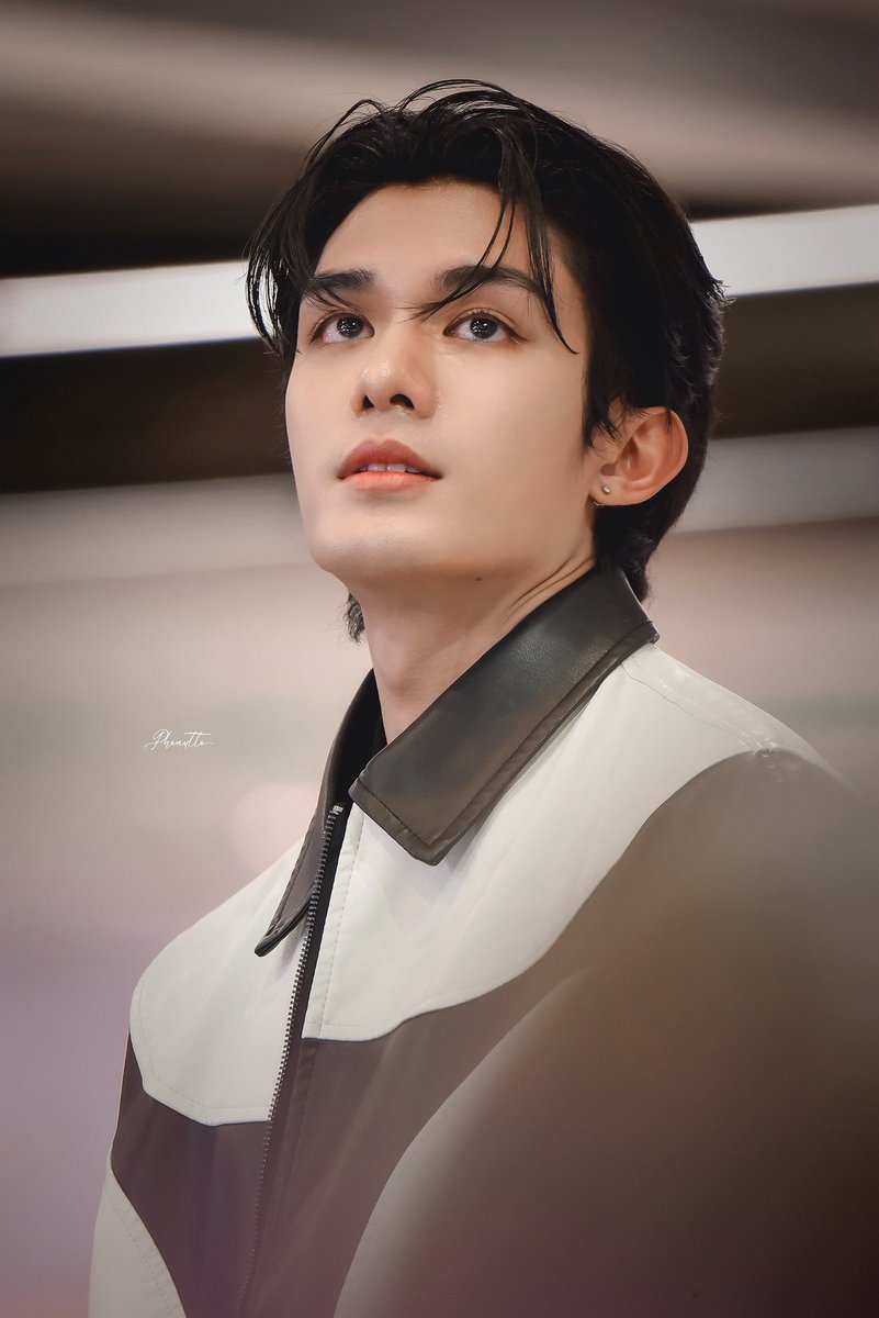 real_pntt's tweet image. ใบหน้าฟ้าประทานกับสันกรามพิฆาตใจ 🖤
 #DevyXNet #netsiraphop