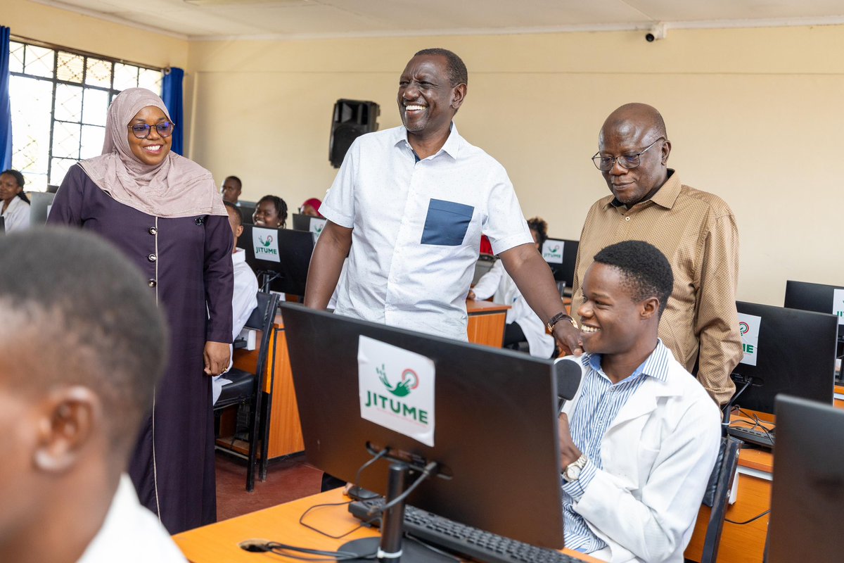 Channel254News's tweet photo. KENYA:

H.E President William Ruto tours Kinango Technical and Vocational College, Kwale County, Saturday.

He was accompanied by Prime Cabinet Secretary Musalia Mudavadi, Governor Fatuma Achani, Speaker of the Senate Amason Kingi, among other leaders. https://t.co/KjKcEqhNf1