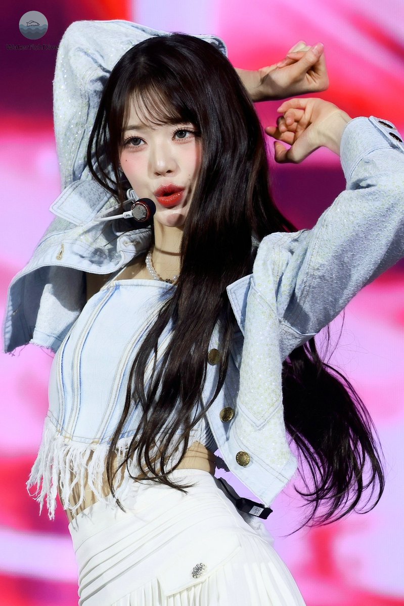 WFDive0221's tweet photo. 240310 원영 (2)
#IVE #아이브 #JANGWONYOUNG #WONYOUNG #장원영 #원영 https://t.co/Wz0yNVUqTu