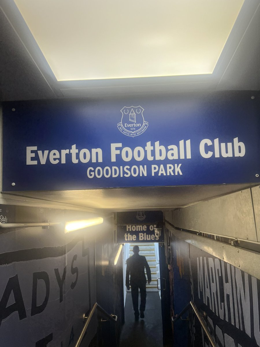 Academia Manchester tweet media