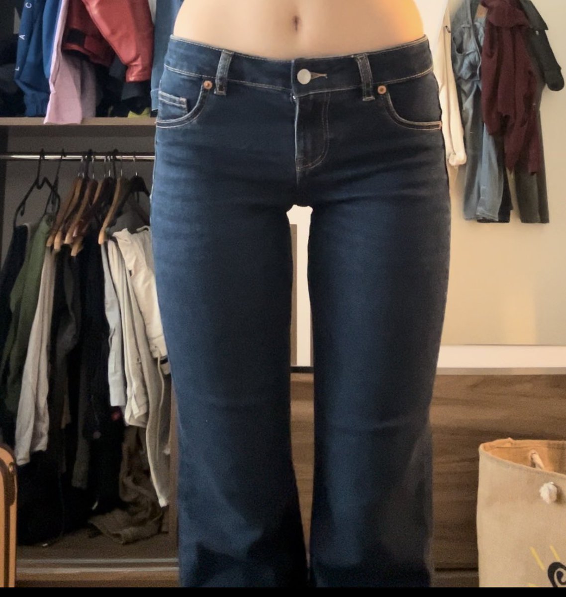 angelbonesxx's tweet photo. thigh gap in jeans might be my biggest accomplishment to date https://t.co/TDtlGWeeP0