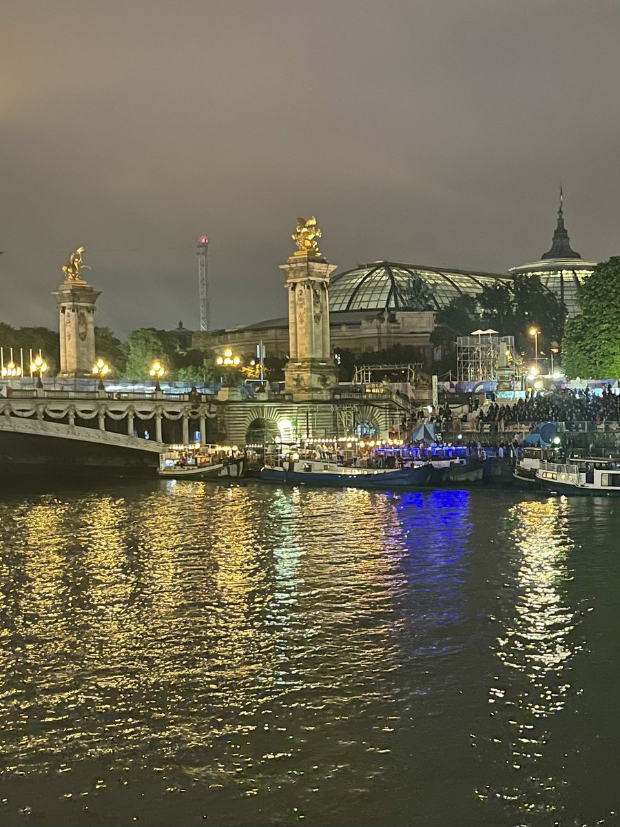 francoise cosson tweet media