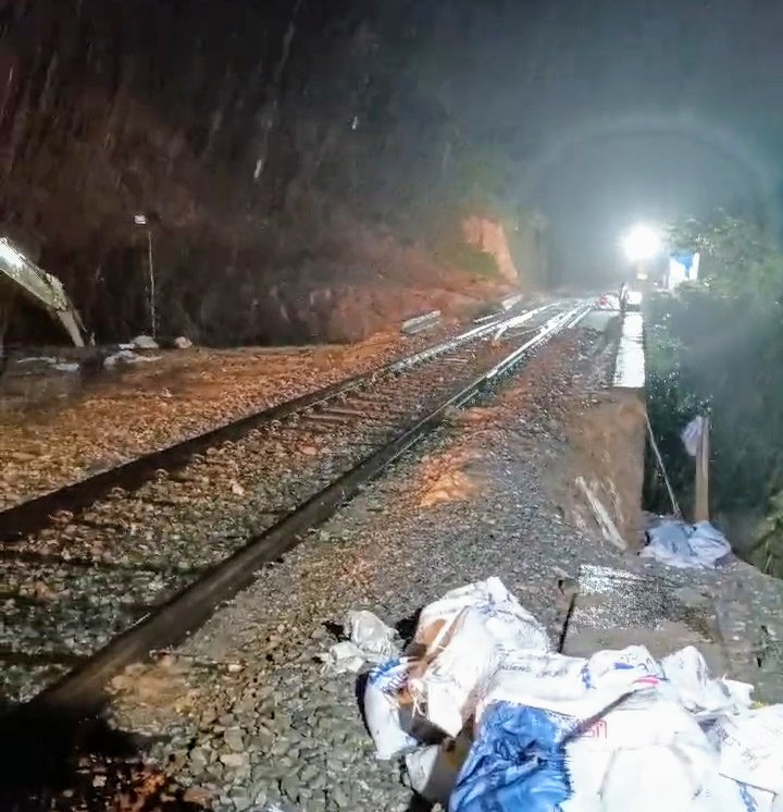 <a href="/SWRRLY/">South Western Railway</a> cancels all services on Bengaluru-Mangaluru sector for three days, till July 29, as track restoration on Subrahmanya Ghat section is taking time. <a href="/dkdistrictrail/">Dakshina Kannada District Railway Users</a> <a href="/KonkanRailway/">Konkan Railway</a> <a href="/KRCL_UsersVoice/">Merge Konkan Raiway With Indian Railways</a> <a href="/GMSRailway/">Southern Railway</a> <a href="/RailMinIndia/">Ministry of Railways</a>