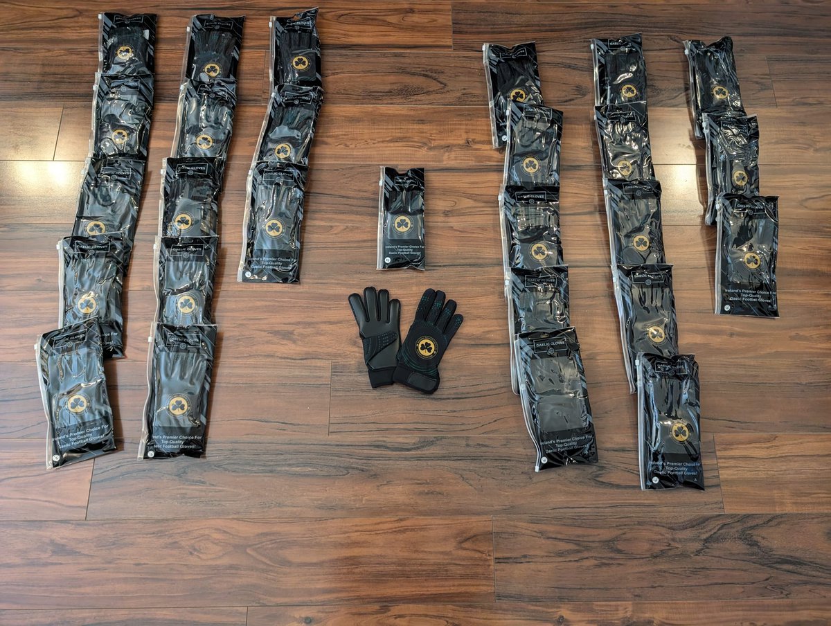 Club order signed, sealed and delivered to <a href="/DesertmartinGAC/">Desertmartin GAC</a>  U14's. Good luck in your upcoming championship lads.

If you or your club are interested in custom designed gloves get in touch.

 #customgloves #gaa #gaelicgloves