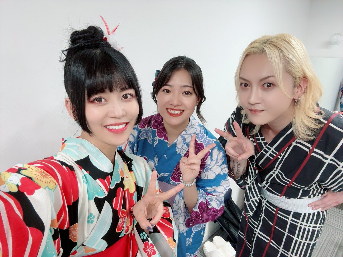 aibaaiai's tweet photo. #浅草怪談屋敷 オフショット②
#前内孝文 さん
#真野拓実 くん
#佐々木未来 さん
#MikaL さん
#瀬口美乃 さんと🤩✨
この日もとても眩しかったです🌞 https://t.co/pNFoL2sClT