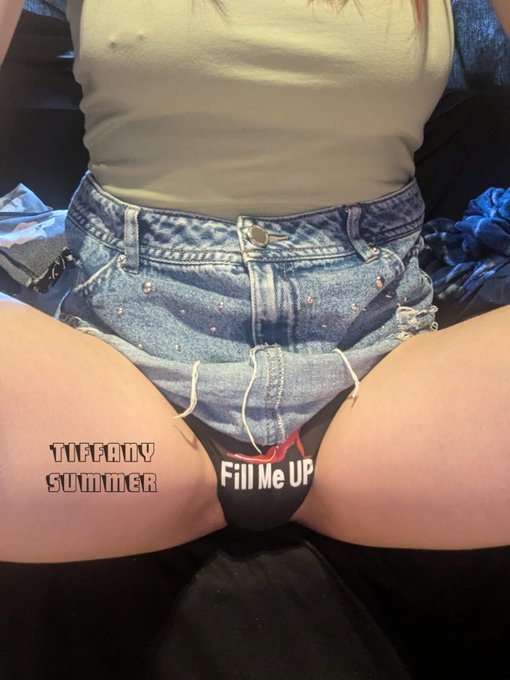 A milf has needs https://t.co/jG3whiL5JQ<a href="/tag/rosewednesday"class="tags"><span>#rosewednesday</span></a>