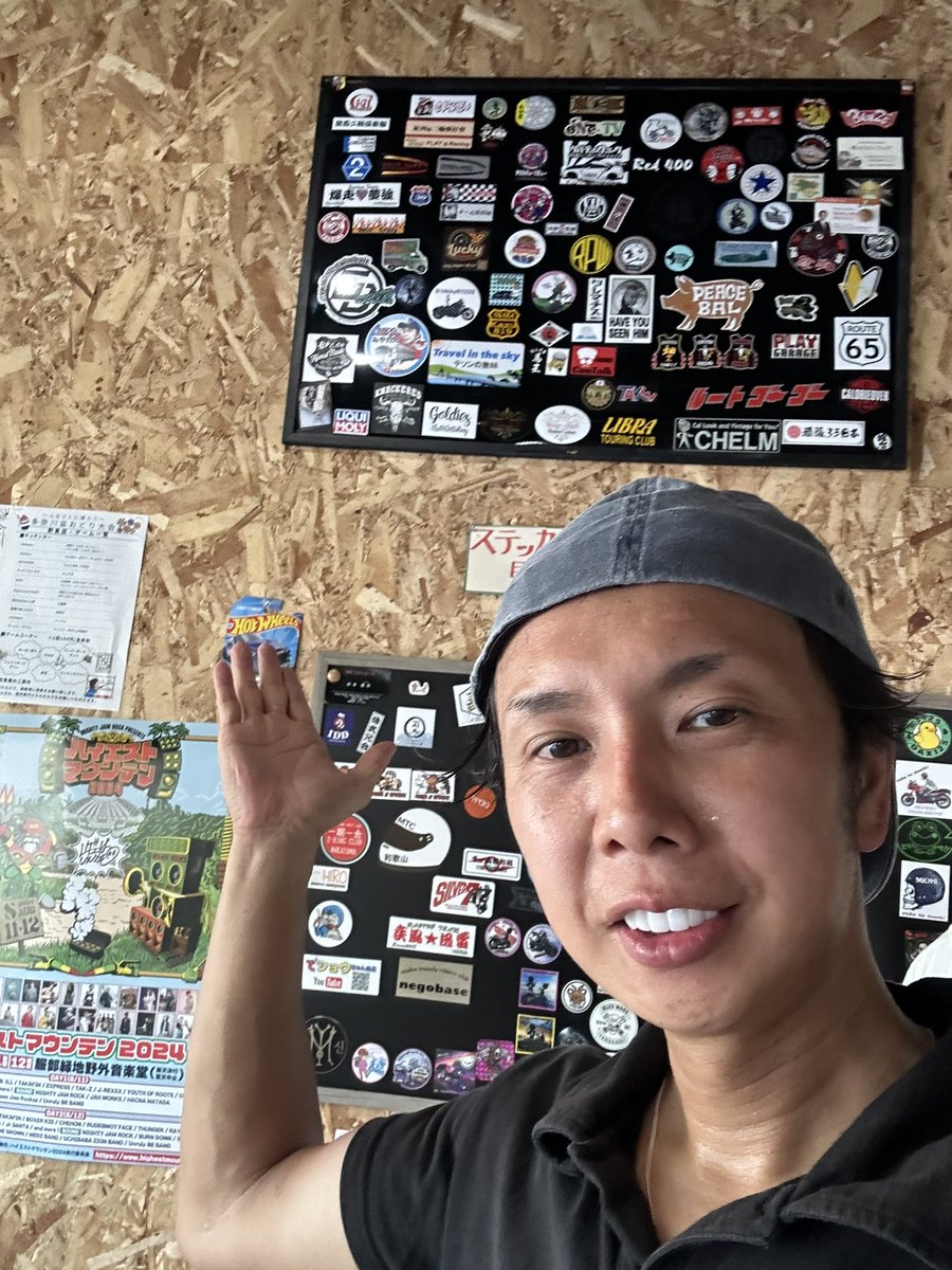 38miyatan's tweet image. 半日、日焼け止め無しで半袖で
ハーレー🛵乗り回すと
腕が、こうなります🤣www
日焼け止めの大切さが痛いほど分かる腕
ヒリヒリする〜💦⚡️😣
@38miyatan 
#HarleyDavidson 
#バイク
#ROUTE65 
#みやたん
#日焼け