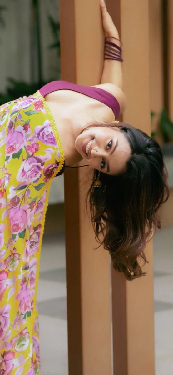 Tesla_ASI's tweet photo. ๐ #PrajakthaThread
๐ #BollywoodThread
#Bollywood #Actress #Prajaktha New Look https://t.co/HFFFZ51JGv