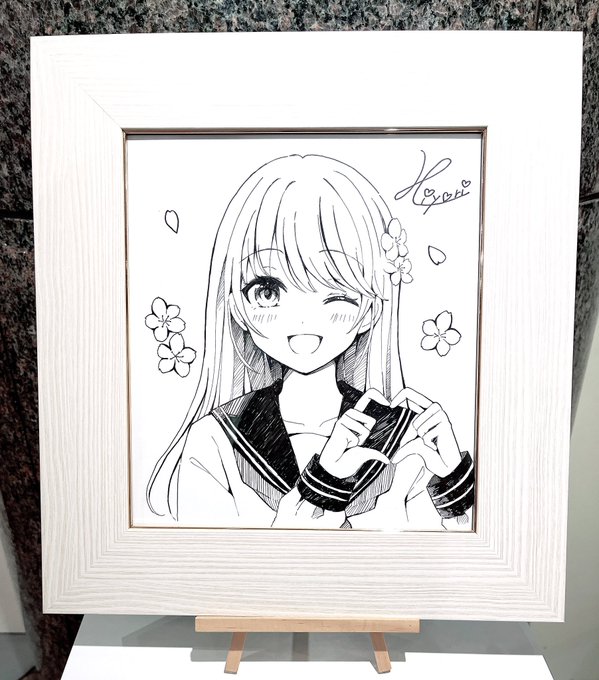 個展で直筆色紙も展示しております🌸