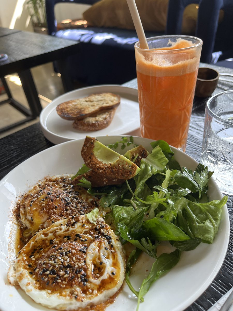 MetaBiometrics's tweet photo. During the after hours, this nightclub turns into a breakfast spot. #Breakfastsomewhere #SaturdayVibes https://t.co/pGk4ubZw98