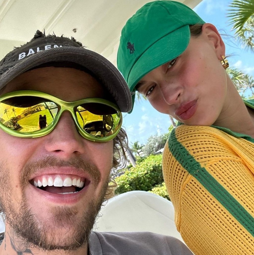 VIVA LA MONOGAMIA, EL COMPROMISO, EL AMOR, DIOS, PATRIA Y FAMILIA!!!