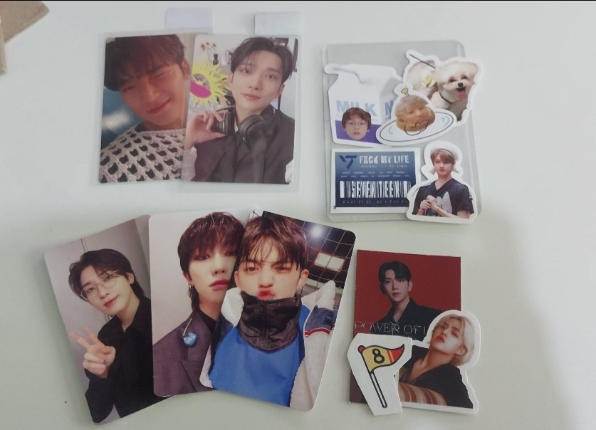 bleurjww's tweet photo. — 💌 [#cscwonz_feedbacks]

dumating na ang mga pogi thankiez po sa pa fc and sa freebies, they arrived safely !! https://t.co/XibdL5G2n2