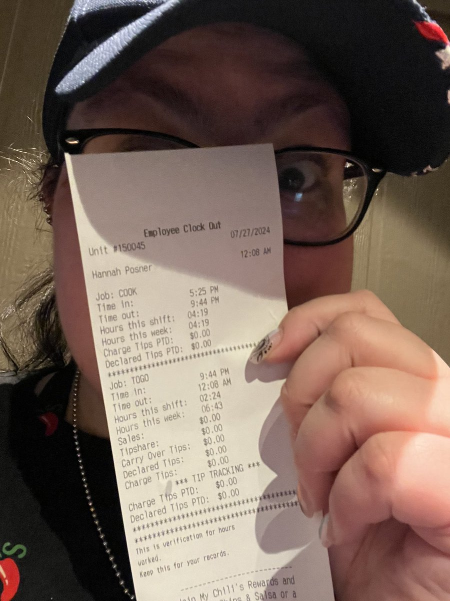 ilovefrogies's tweet image. Get yourself a team member who can do it all! Helped cover a shift in the kitchen for the first half of my shift then closed in Togo to help a co-worker who hurt her foot. Some may call me crazy.. but I #chilislove my team 🫶🏻❤️ #getexcited @Chilis