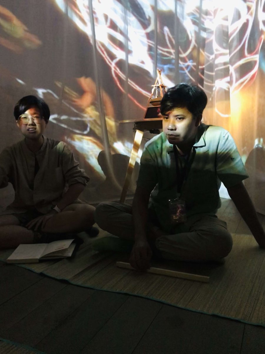 Story0fbooks's tweet photo. At the George Town Festival, we saw @senikanji, @mahyuddinchan, Sasank Gopinathan &amp; many more. In them, we saw commonality that exists across different cultures, expressed through their works of art. Read our review.
@GT_Festival 
https://t.co/FOPhgvJu0G https://t.co/WhrqjfoHpb