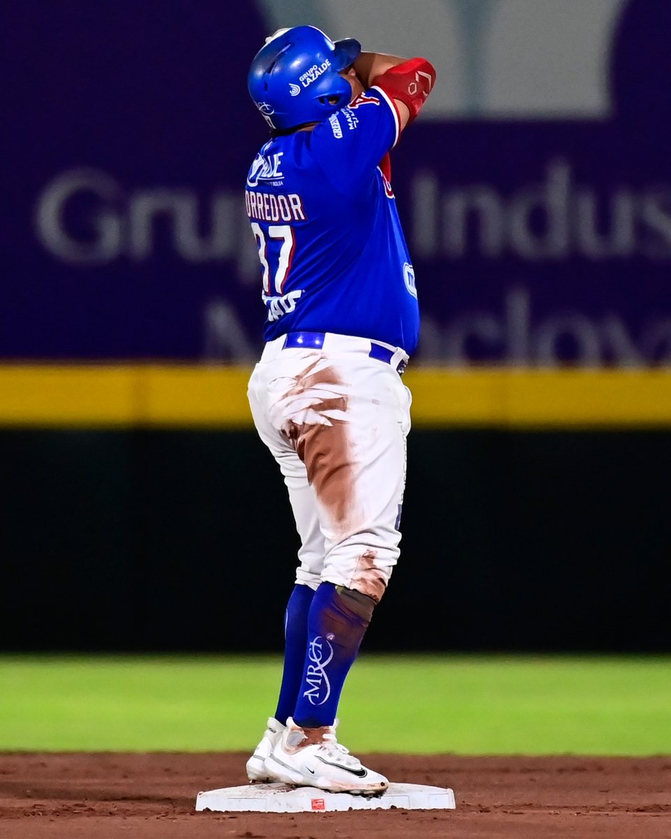 AcererosOficial's tweet photo. Duelo de pitcheo, defensivas, bateo oportuno y victoria para la #FURIAZUL. 📸

#EsteAceroJuegaBonito. 💙⚾️ https://t.co/uWDlySW92u