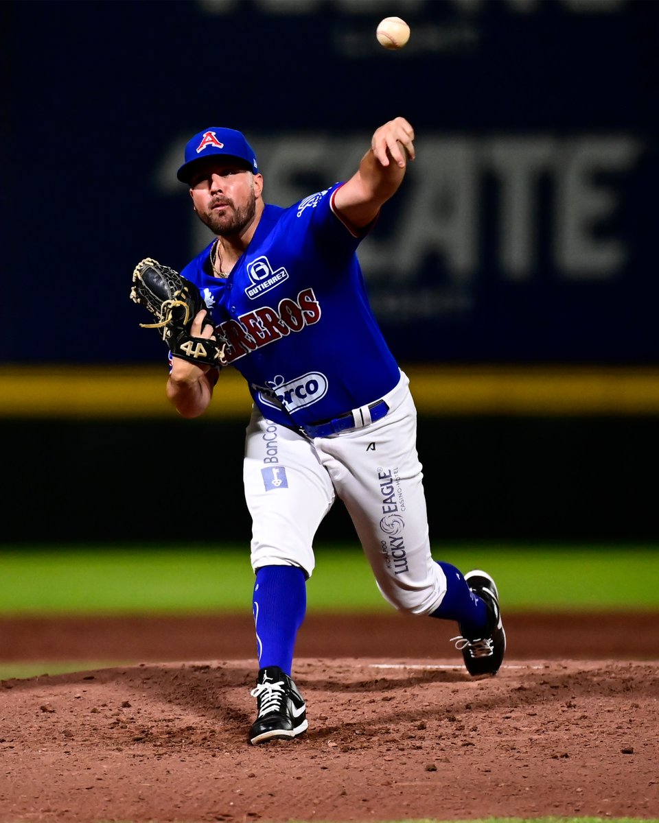 AcererosOficial's tweet photo. Duelo de pitcheo, defensivas, bateo oportuno y victoria para la #FURIAZUL. 📸

#EsteAceroJuegaBonito. 💙⚾️ https://t.co/uWDlySW92u