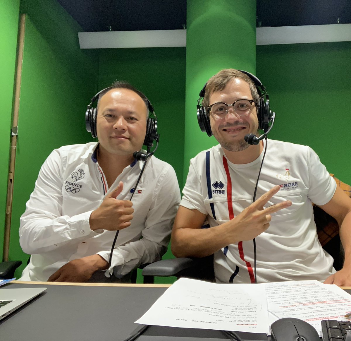 Jean-Charles Bares (@jcbares) on Twitter photo 📺🎙️🥊🥋Début des Jeux Olympiques de Paris 2024 ! J’ai la chance d’être au commentaire sur <a href="/Eurosport_FR/">Eurosport France</a> pour la boxe avec John Dovi et le taekwondo avec Ludovic Vo 🙏 #ParisOlympicGames #tv #commentaryteam 📺🎙️🥊🥋Début des Jeux Olympiques de Paris 2024 ! J’ai la chance d’être au commentaire sur <a href="/Eurosport_FR/">Eurosport France</a> pour la boxe avec John Dovi et le taekwondo avec Ludovic Vo 🙏 #ParisOlympicGames #tv #commentaryteam