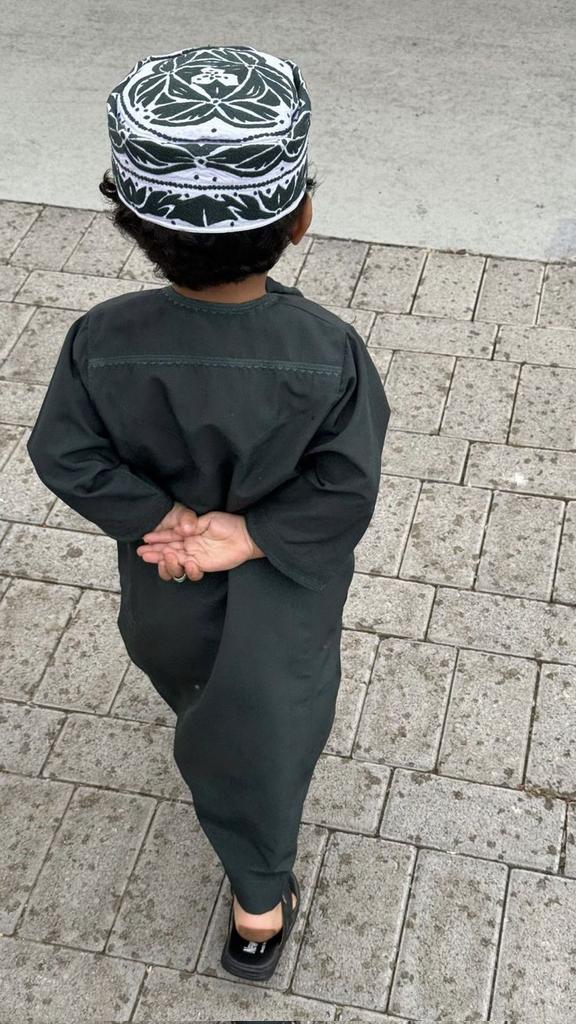♻️ *كُن* (نقي القلب) *مهما إسَودّت* القلوب مِن حولك (فالعمَر) لن يتكرر *فَلا تخسر وقتكَ* (بحقد أو كُره)

♻️ *الطيبة* ليست غباءً *إنما نعمة* فقدها (الأذكياء)

#صباح_الخير_والسعاده_للجميع
