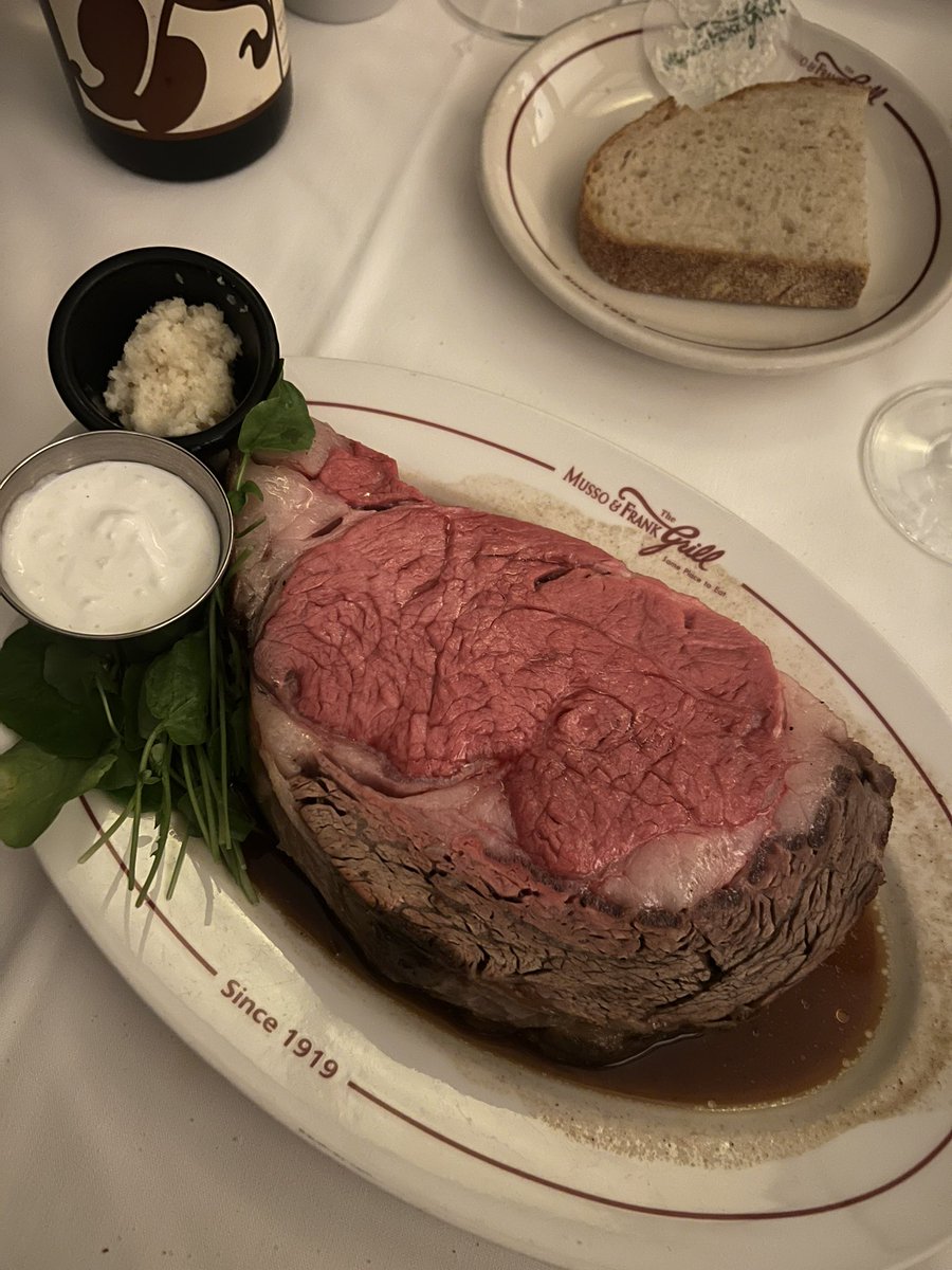 fcorriher's tweet image. Amazing old school spot in LA where Sinatra liked to hang. @MussoFrankGrill