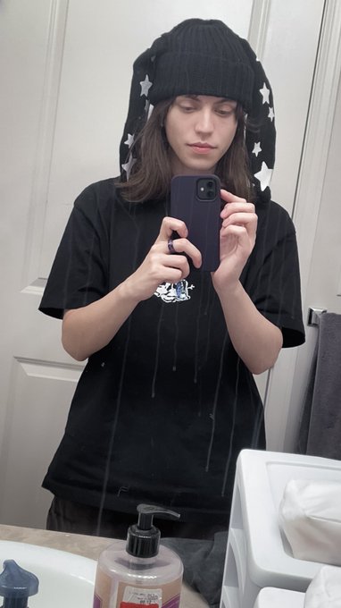 I&rsquo;m a possum bunny >:3 https://t.co/F1RhUtHnzl